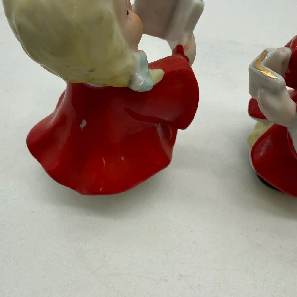 Vintage Christmas Choir Boy Girl Salt Pepper Shakers Japan Red Gold Ceramic S&P